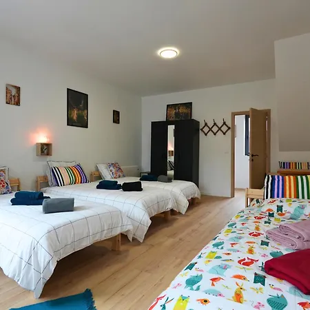 Chez Les Chasseurs - Pour 9 Personnes A St Hubert - Ardennes - - By La Conciergerie Semesterbostad